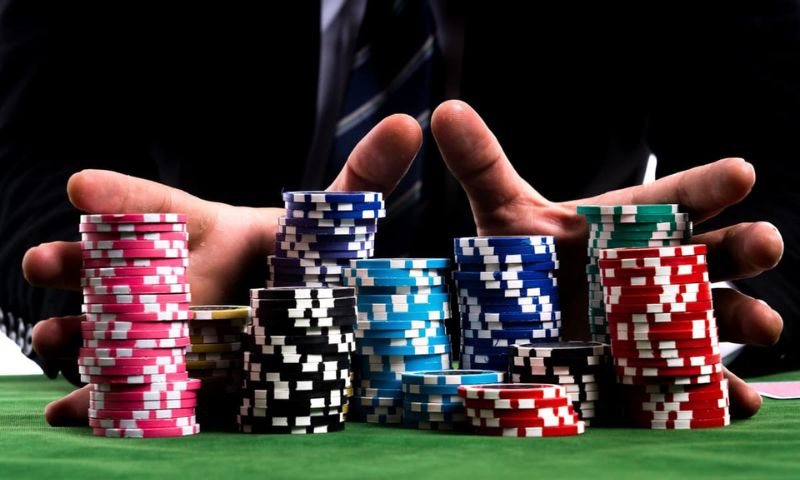 Cách chơi poker Shbet chi tiết